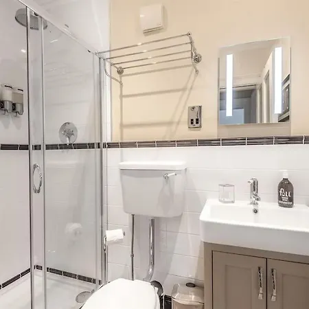Rowntree One - Stunning Apartment- Grade II Listed York Exterior photo