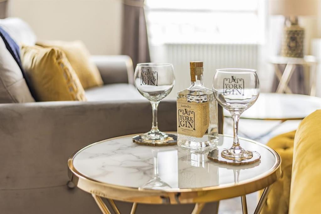 Rowntree One - Stunning Apartment- Grade Ii Listed Apartment *