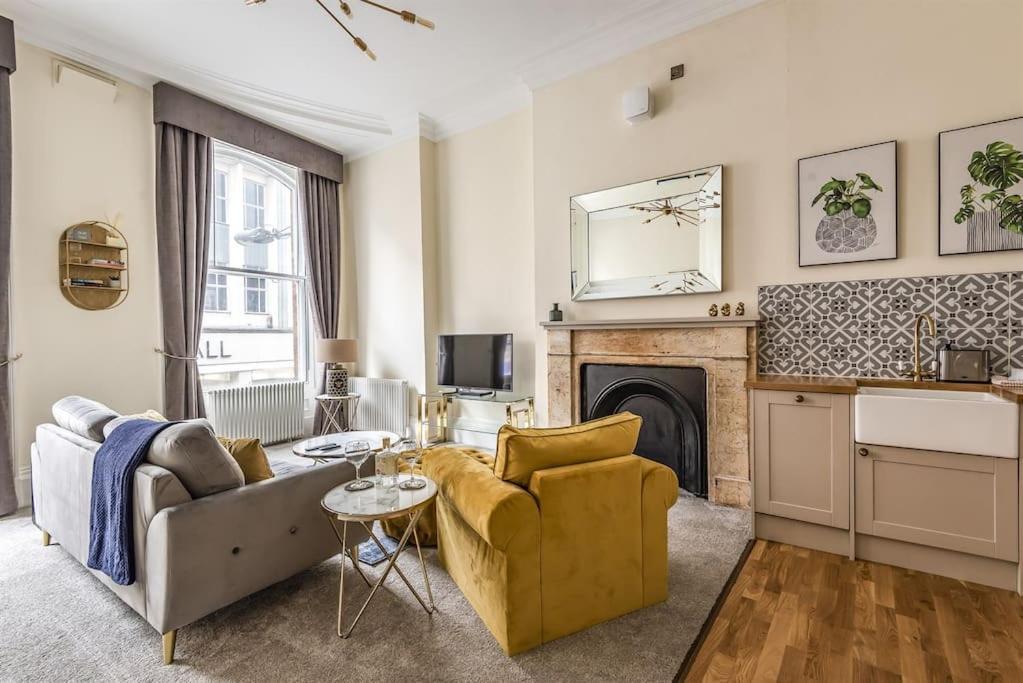 Rowntree One - Stunning Apartment- Grade Ii Listed Apartment
